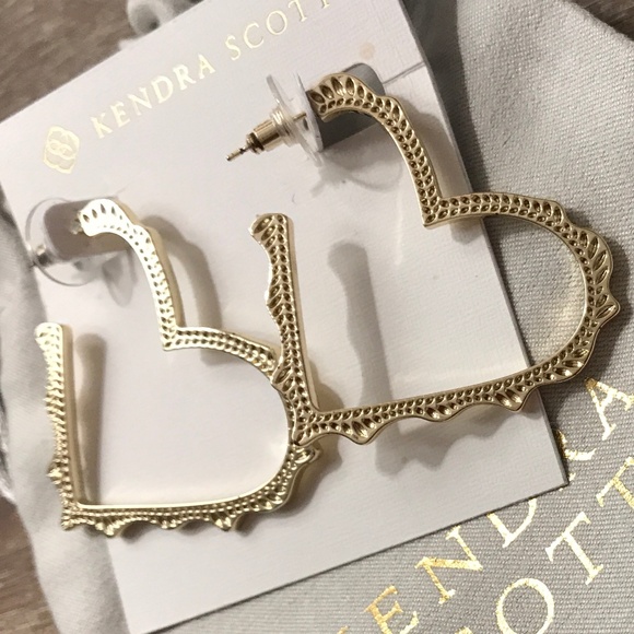 Kendra Scott Jewelry - KENDRA SCOTT SOPHEE GOLD-TONE HEART HOOP EARRINGS